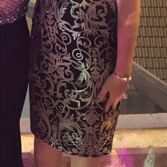 I wore it once - Picture 2 of 4